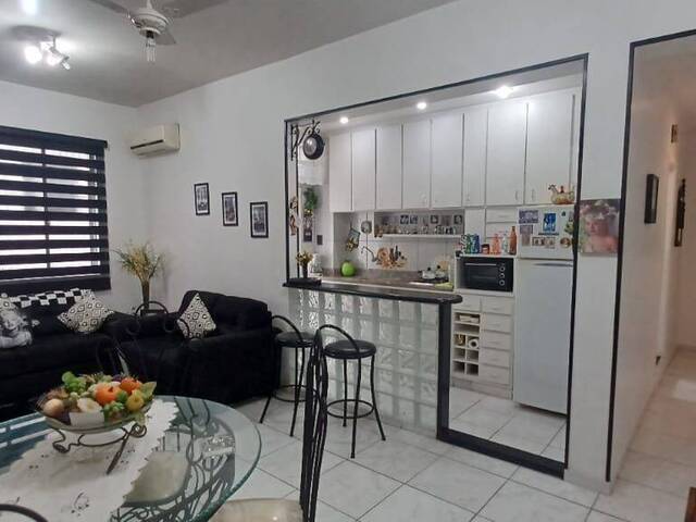 Apartamento para Venda em Santos - 2