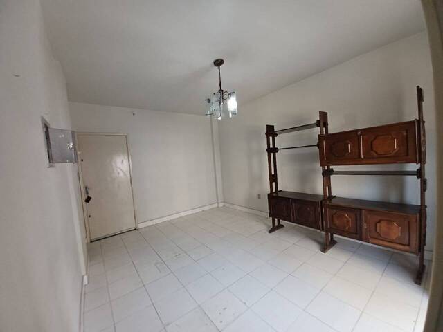 Apartamento para Venda em Santos - 4