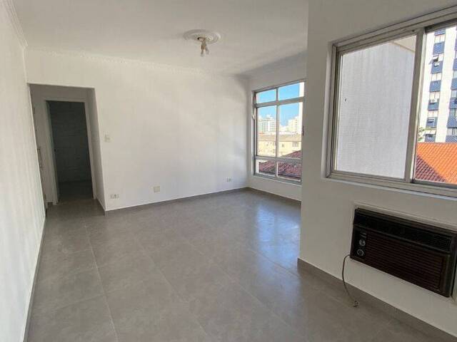 Apartamento para Venda em Santos - 2