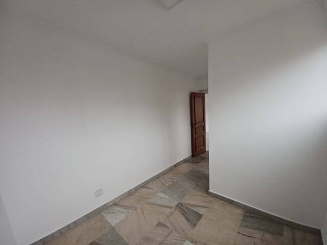 Apartamento para Venda em Santos - 2