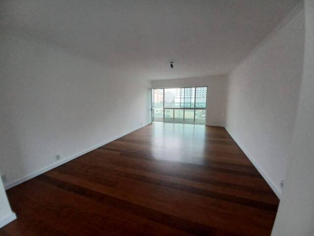 Apartamento para Venda em Santos - 5