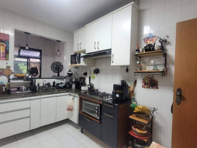 #239 - Apartamento para Venda em Santos - SP
