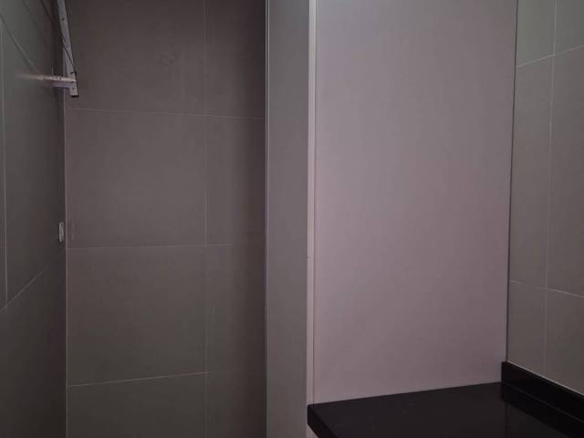 #240 - Apartamento para Venda em Santos - SP