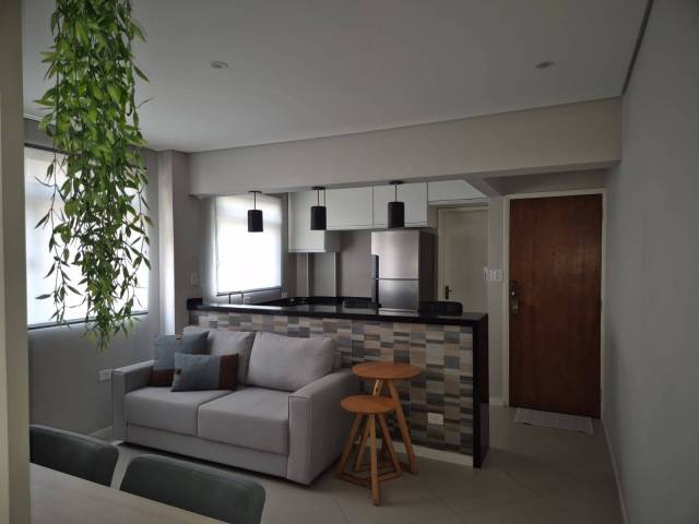 #240 - Apartamento para Venda em Santos - SP