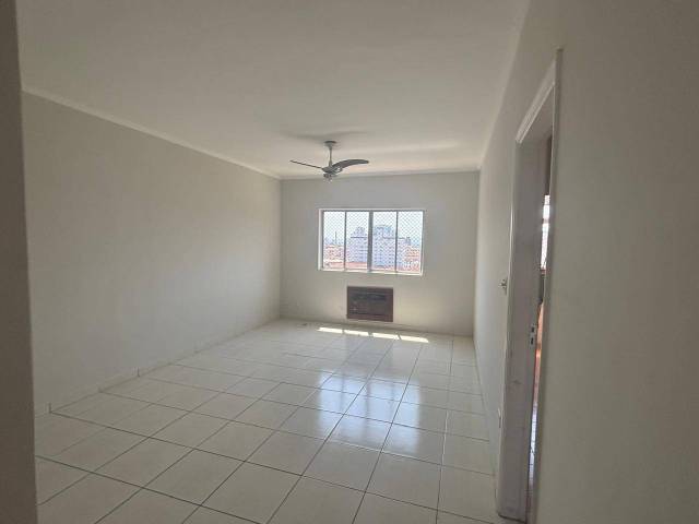 #242 - Apartamento para Venda em Santos - SP