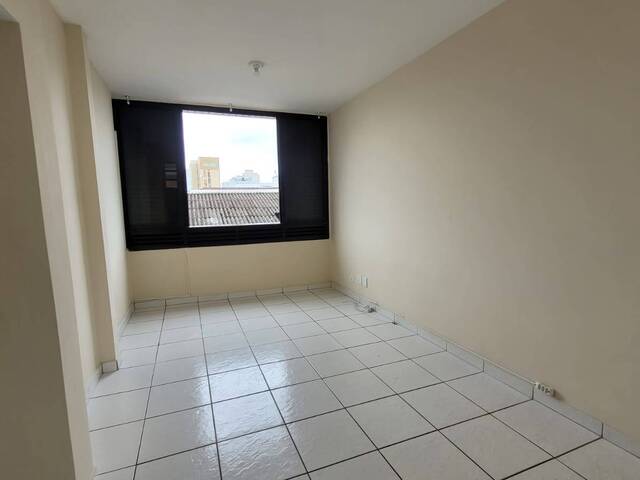 #245 - Apartamento para Locação em Santos - SP