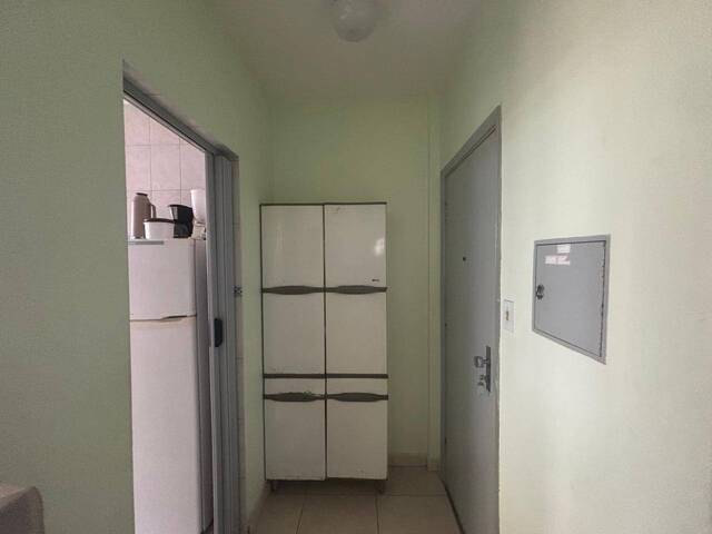 #252 - Apartamento para Locação em Santos - SP