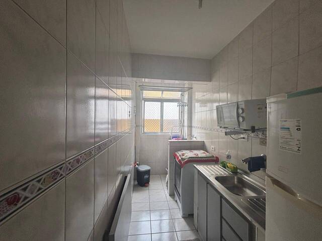 #252 - Apartamento para Locação em Santos - SP