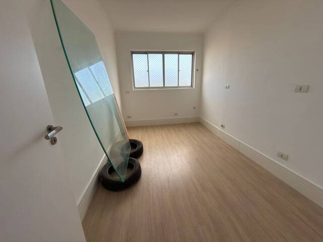 Apartamento para Venda em Santos - 5