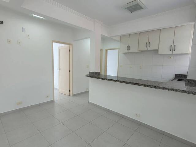 Apartamento para Venda em Santos - 2