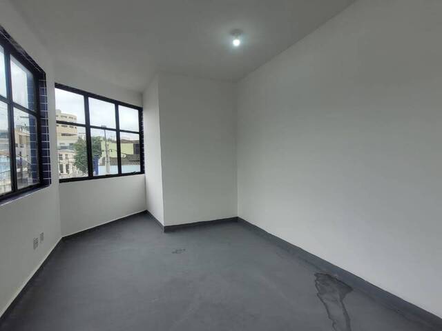 #272 - Sala para Locação em Santos - SP