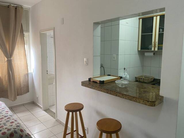 #273 - Apartamento para Locação em Santos - SP