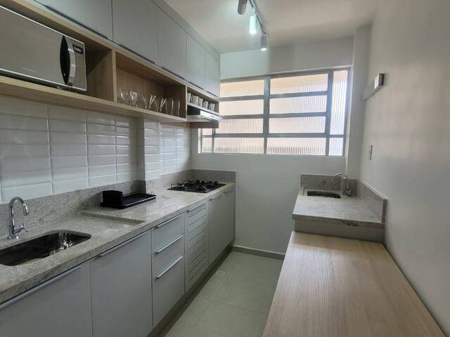 #274 - Apartamento para Venda em Santos - SP