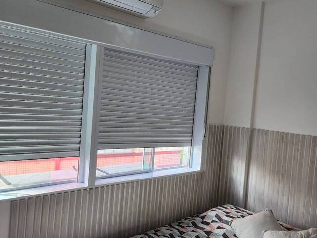 Apartamento para Venda em Santos - 2