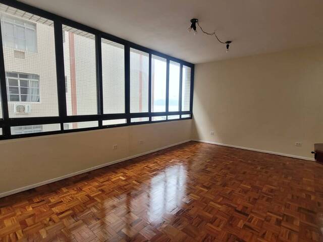 Apartamento para Venda em Santos - 2