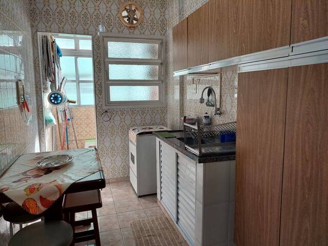 Apartamento para Venda em Santos - 2