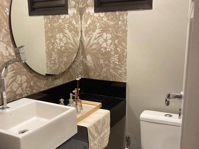 #320 - Apartamento para Venda em Santos - SP