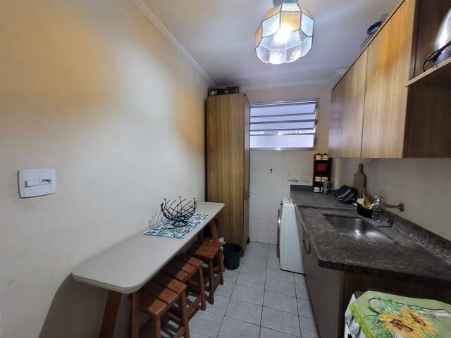 #323 - Apartamento para Venda em Santos - SP