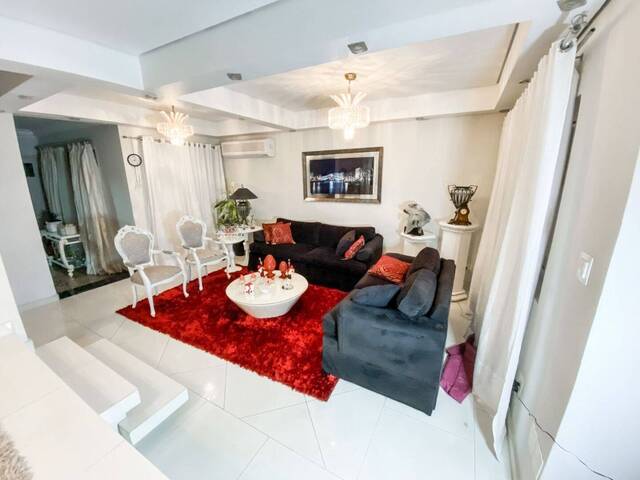 #CA0085 - Casa para Venda em Santos - SP - 1