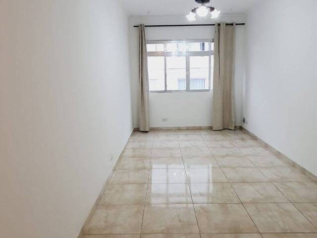 Apartamento para Venda em Santos - 2