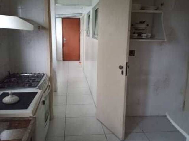 Apartamento para Venda em Santos - 2