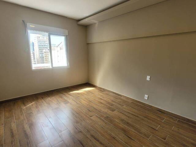 Apartamento para Venda em Santos - 2