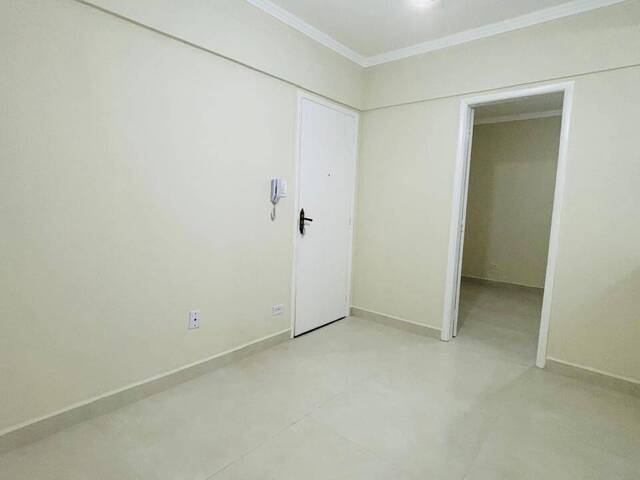 Apartamento para Venda em Santos - 5