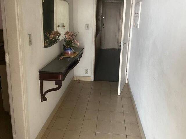 Apartamento para Venda em Santos - 2