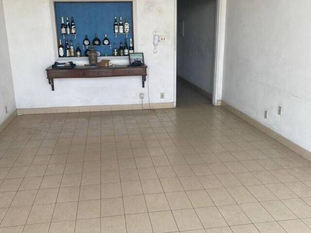 Apartamento para Venda em Santos - 3
