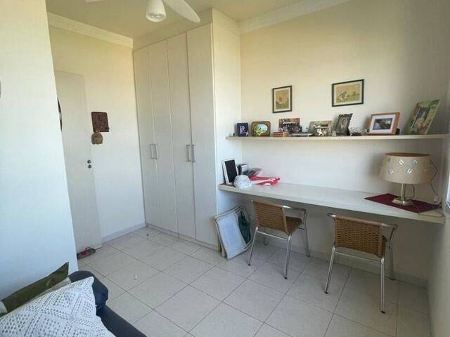 Apartamento para Venda em Santos - 4