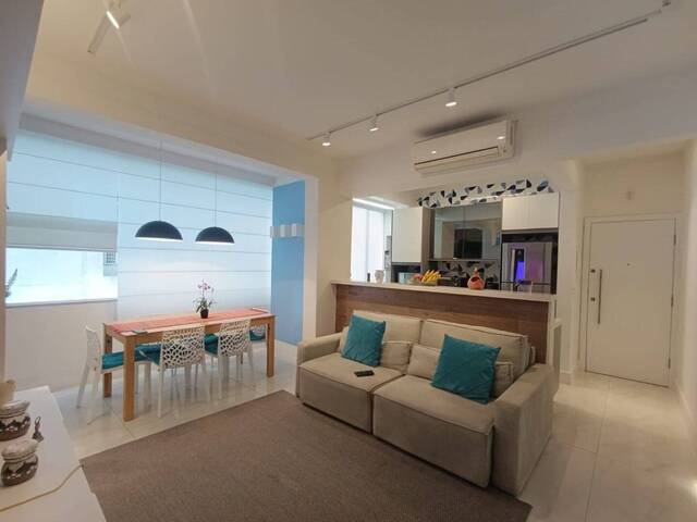 Apartamento para Venda em Santos - 2