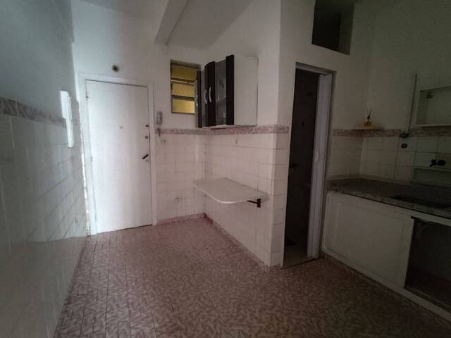Apartamento para Venda em Santos - 4