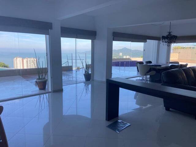 Casa para Venda em Santos - 5