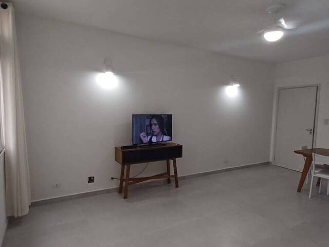 Apartamento para Venda em Santos - 3