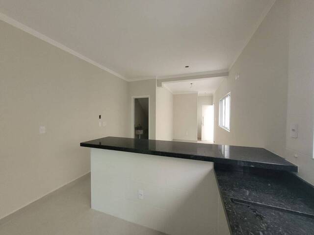 #CA0076 - Casa para Venda em Santos - SP - 2