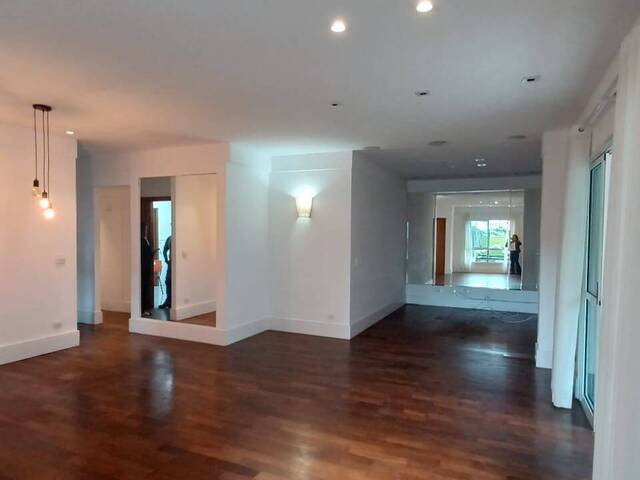 Apartamento para Venda em Santos - 2