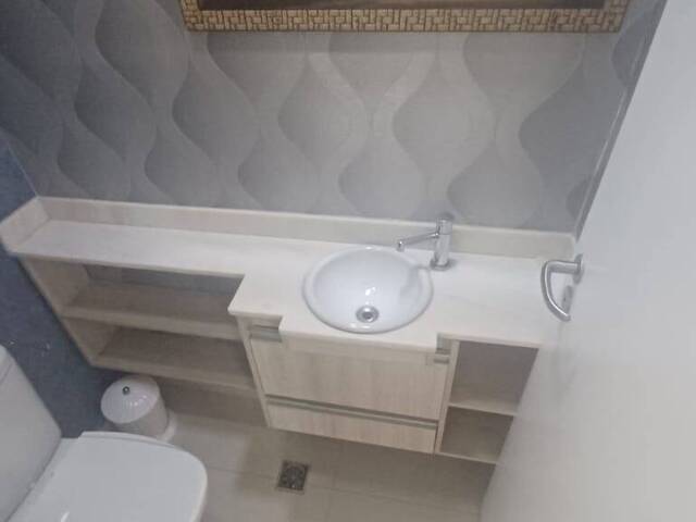 Apartamento para Venda em Santos - 5